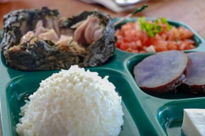 Shared Food & Waterfall Tour in Honolulu - Pickup, timing, and how the day flows (7–8 hours)