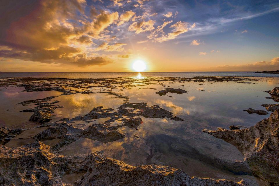 Small Group Tour of Honolulu Scenic Vistas with Sunset - High viewpoints: Tantalus and Makapuʻu with pano practice