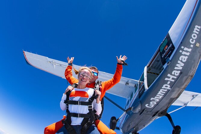 Tandem Skydiving with GoJump in Hawaii - 14,000 Feet and That Weightless Moment You’ll Remember