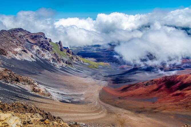 Ultimate Hawaii Road Trip: 4-Island Self-Guided Audio Tours - Maui’s best beaches: shoreline stories, surfing history, and mythology