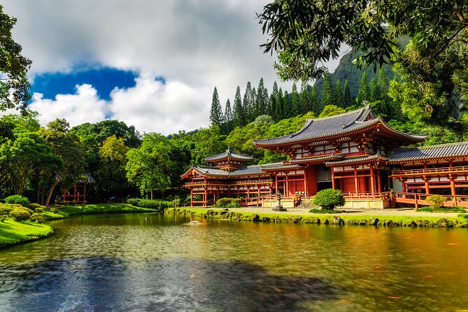 Ultimate Hawaii Road Trip: 4-Island Self-Guided Audio Tours - Sunrise Maui Tours Company: a volcano morning with jungle and cowboys