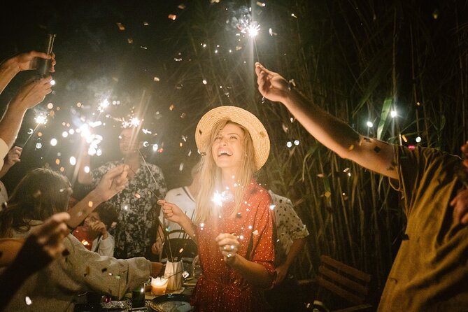 Waikiki Friday Fireworks Cruise Including Transportation - Entering the weekend mood: what makes Friday night special here