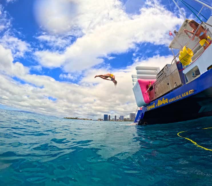 Waikiki Turtle Snorkel Adventure - The real draw: a catamaran snorkel built for comfort and quick payoff