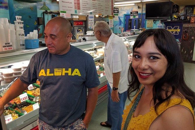 We Go Eat: Secret Aloha Bites Tour - Group size, family fit, and how to enjoy it without rushing