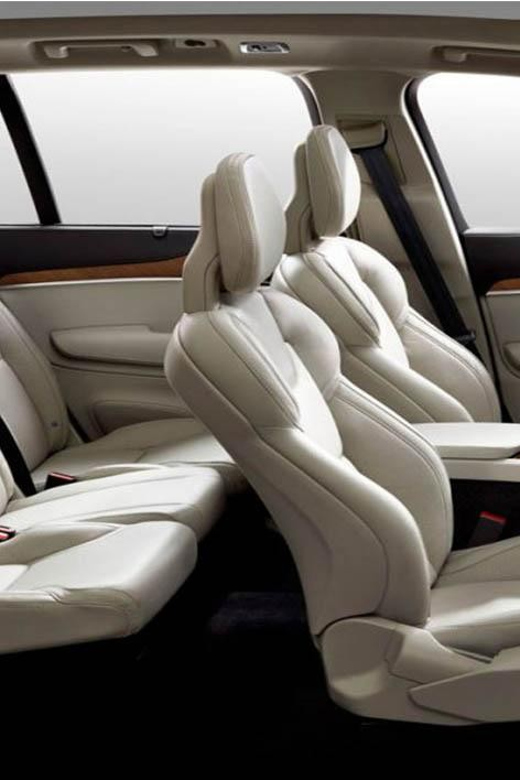 【ARRIVAL】Honolulu Airport -Private Transfer to Waikiki - The minivan ride to Waikiki: comfort without the side quests